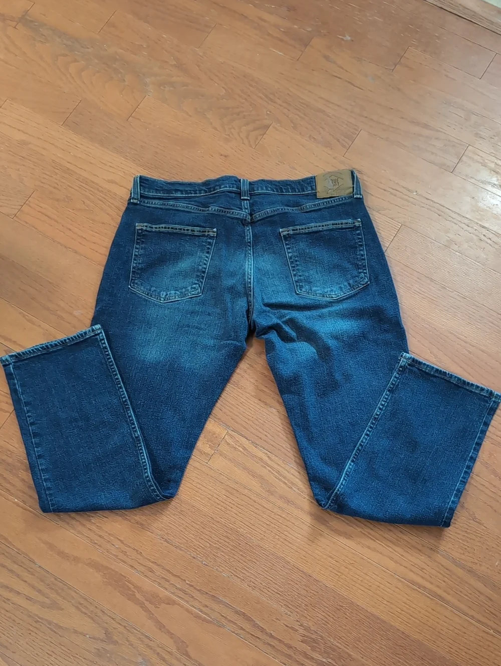 True Craft straight leg